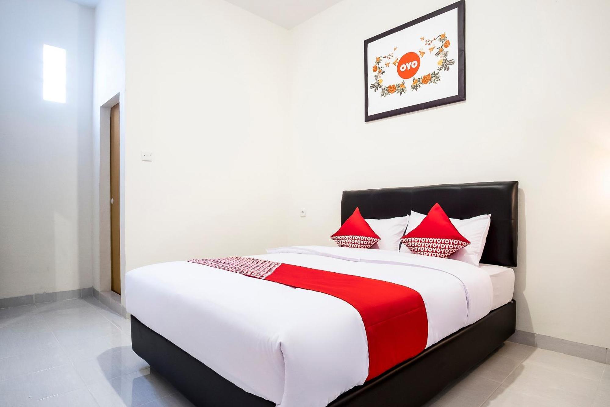 Super Oyo Capital O 873 Kamani Homestay Syariah Medan Exterior photo