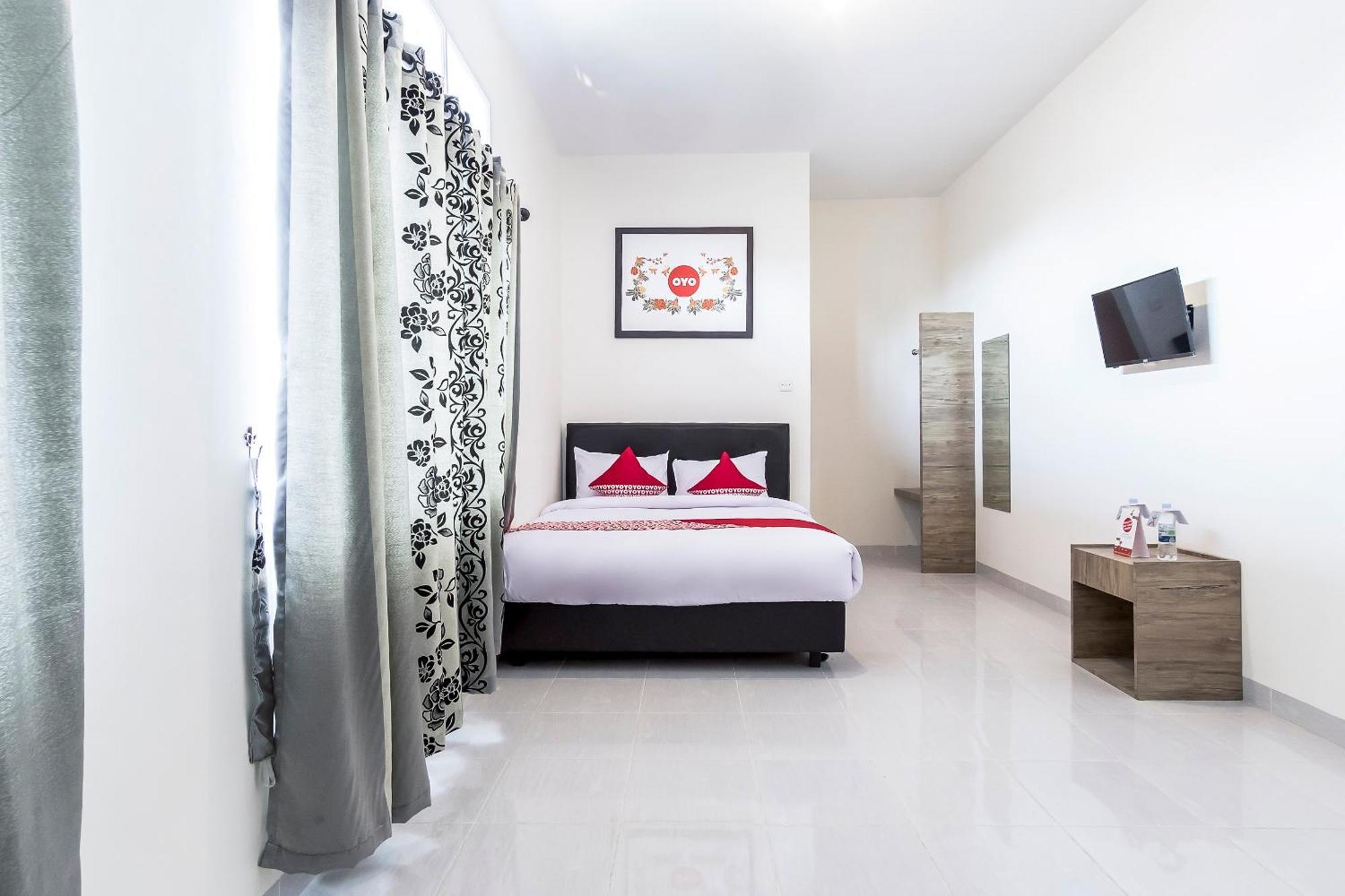 Super Oyo Capital O 873 Kamani Homestay Syariah Medan Exterior photo